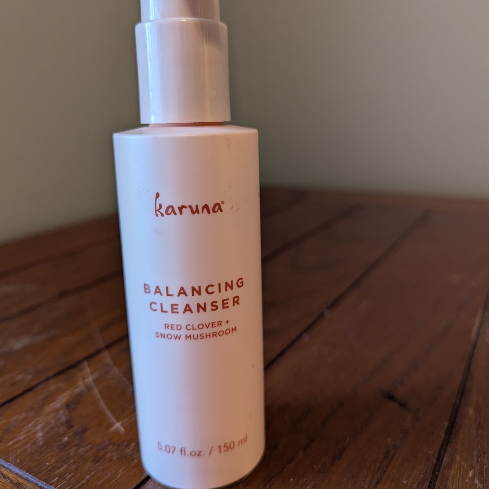 Karuna Balancing Foaming Cleanser Red Clover + Snow Mushroom 5.07 fl. oz.